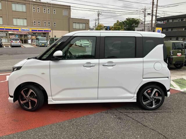 ムーヴＲＳターボ車　オーディオレス仕様　両側電動スライドドア　衝突回避支援ブレーキ　誤発進抑制装置　アイドリングストップ　プッシュボタンスタート　スマートキー　盗難防止装置　イモビライザー　オートライト（千葉県）の中古車