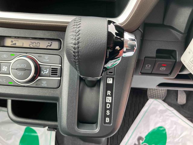 ムーヴＲＳターボ車　オーディオレス仕様　両側電動スライドドア　衝突回避支援ブレーキ　誤発進抑制装置　アイドリングストップ　プッシュボタンスタート　スマートキー　盗難防止装置　イモビライザー　オートライト（千葉県）の中古車