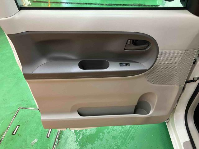 タントＸナビ／ワンセグ／ＣＤ／ＵＳＢ　バックカメラ　横滑り防止装置　両側スライドドア（左側電動）　ハロゲンヘッドライト　オートライト　キーフリー　盗難防止警報　ステアリングリモコン　足踏み式駐車ブレーキ（千葉県）の中古車