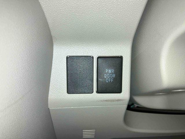 タントＸナビ／ワンセグ／ＣＤ／ＵＳＢ　バックカメラ　横滑り防止装置　両側スライドドア（左側電動）　ハロゲンヘッドライト　オートライト　キーフリー　盗難防止警報　ステアリングリモコン　足踏み式駐車ブレーキ（千葉県）の中古車
