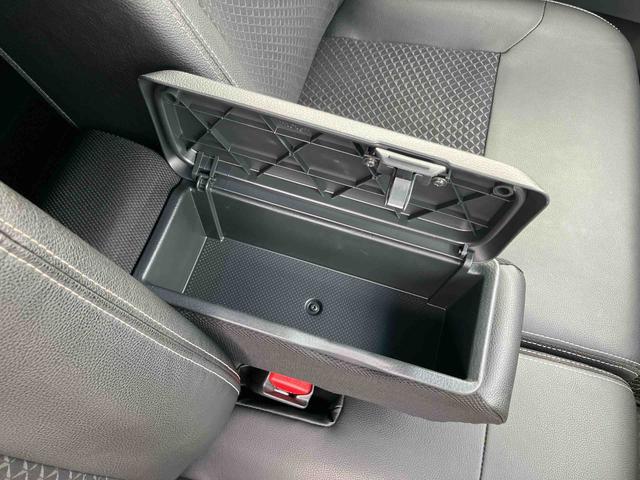 ムーヴカスタム　ＲＳ　ハイパーリミテッドＳＡIIIターボ　８型ナビ／ＴＶ／ＢＴ／ＵＳＢ／ＤＶＤ　全周囲カメラ　ＥＴＣ　ＬＥＤヘッドライト　オートライト　オートハイビーム　トップシェイドガラス　革巻ステア　ステリモ　キーフリー　盗難防止警報　アルミ（千葉県）の中古車
