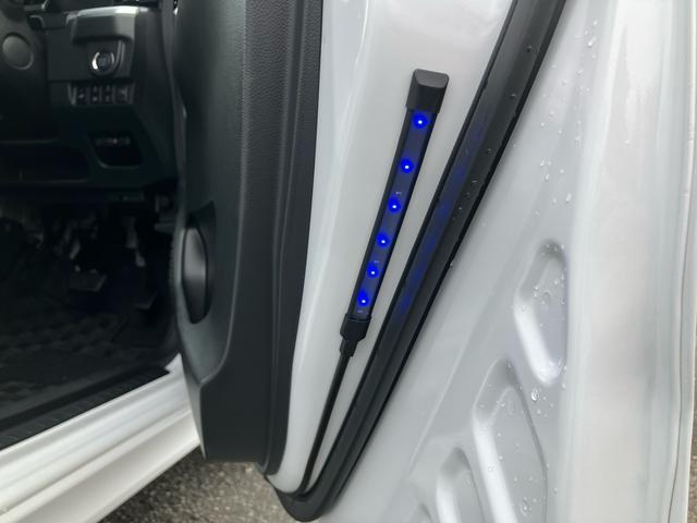 ムーヴカスタム　ＲＳ　ハイパーリミテッドＳＡIIIターボ　８型ナビ／ＴＶ／ＢＴ／ＵＳＢ／ＤＶＤ　全周囲カメラ　ＥＴＣ　ＬＥＤヘッドライト　オートライト　オートハイビーム　トップシェイドガラス　革巻ステア　ステリモ　キーフリー　盗難防止警報　アルミ（千葉県）の中古車