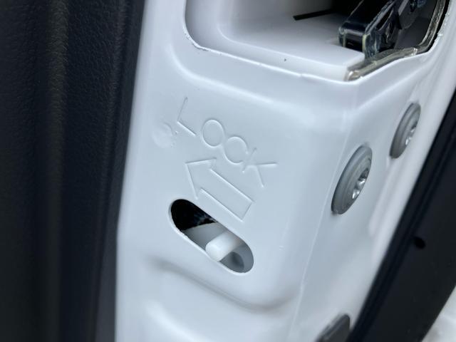 ムーヴカスタム　ＲＳ　ハイパーリミテッドＳＡIIIターボ　８型ナビ／ＴＶ／ＢＴ／ＵＳＢ／ＤＶＤ　全周囲カメラ　ＥＴＣ　ＬＥＤヘッドライト　オートライト　オートハイビーム　トップシェイドガラス　革巻ステア　ステリモ　キーフリー　盗難防止警報　アルミ（千葉県）の中古車