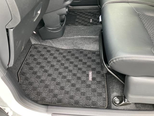 ムーヴカスタム　ＲＳ　ハイパーリミテッドＳＡIIIターボ　８型ナビ／ＴＶ／ＢＴ／ＵＳＢ／ＤＶＤ　全周囲カメラ　ＥＴＣ　ＬＥＤヘッドライト　オートライト　オートハイビーム　トップシェイドガラス　革巻ステア　ステリモ　キーフリー　盗難防止警報　アルミ（千葉県）の中古車