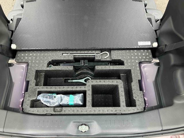 タントカスタムX SAバックカメラ連動8インチフルセグナビ USB接続 ブルートゥース対応 TVナビキット ETC 左側電動スライドドア バニティーミラー付き左右サンバイザー プッシュエンジンスタート アイドリングストップ(千葉県)の中古車