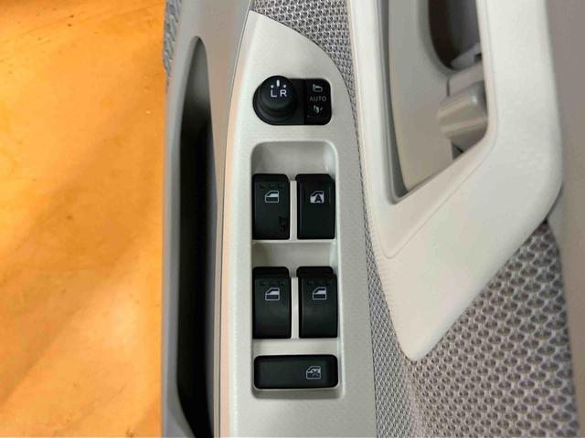 ムーヴＸターボ　ＳＡII衝突被害軽減ブレーキ　横滑り防止装置　ＣＤラジオチューナー　ＵＳＢ接続　ＡＵＸ接続　ＥＴＣ　アイドリングストップ　プッシュエンジンスタート　キーフリーシステム　助手席シートアンダートレイ（千葉県）の中古車