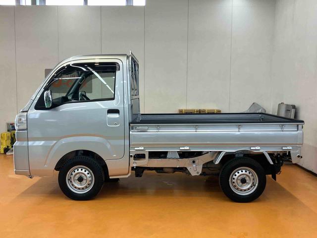 ハイゼットトラックスタンダードスマアシ ダイハツ予防安全機能 3モード選択電子制御式4WD マニュアルレベリング機能付LEDヘッドライト 荷台マット テールゲートチェーン ゲートプロテクター ガードフレームプロテクター(千葉県)の中古車