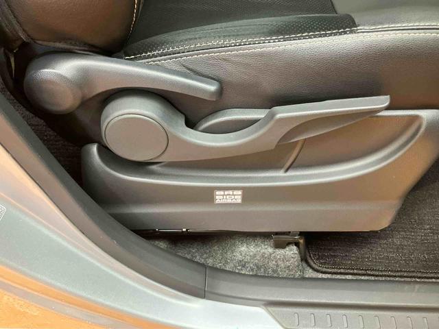 タントカスタムRS トップエディションリミテッドSAIIIターボ DVD/BT/USB 全周囲カメラ トップシェイドガラス LEDヘッドライト オートライト AHB 衝突軽減装置 両側電動スライドドア 革巻ハンドル キーフリー イモビライザー 盗難防止警報(千葉県)の中古車