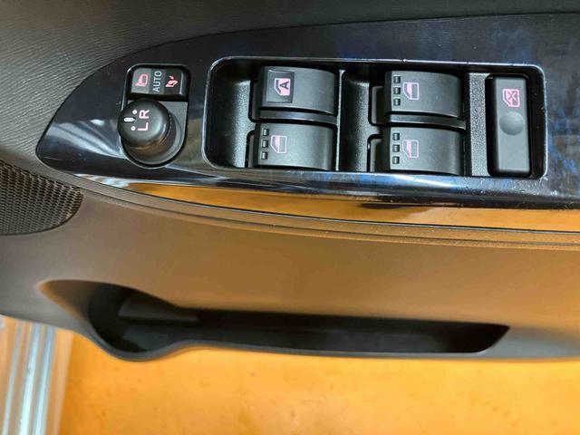 タントカスタムRS トップエディションリミテッドSAIIIターボ DVD/BT/USB 全周囲カメラ トップシェイドガラス LEDヘッドライト オートライト AHB 衝突軽減装置 両側電動スライドドア 革巻ハンドル キーフリー イモビライザー 盗難防止警報(千葉県)の中古車