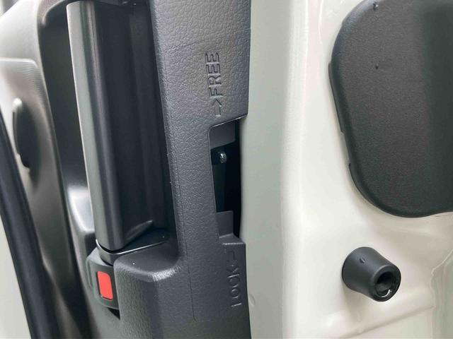 ムーヴキャンバスGメイクアップVS SAIII8型ナビ/地デジ/DVD/BT/USB 全周囲カメラ 前後ドラレコ 置楽BOX LEDヘッドライト オートライト オートハイビーム スマアシ 両側電動スライド ボタンスタート 盗難防止警報 キーフリー(千葉県)の中古車
