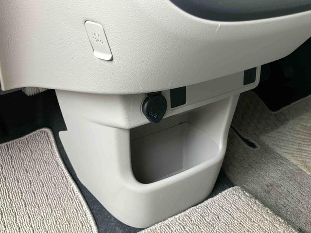 パッソＸ　ＬパッケージＳナビ／１ＴＶ／ＢＴ／ＡＵＸ　ドラレコ　ＥＴＣ　ボタンスタート　スマートキー　盗難防止装置　衝突軽減装置　オートエアコン　チルトステアリング　電動格納ドアミラー　プライバシーガラス　アイドリングストップ（千葉県）の中古車