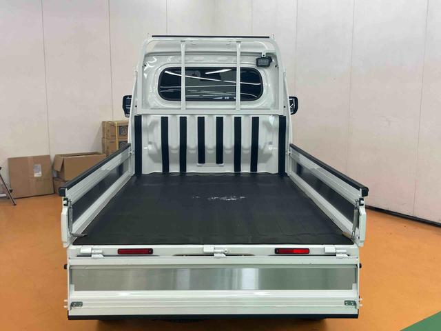 ハイゼットトラックハイルーフCDラジオチューナー AUX接続 フロントドライブレコーダー 荷台ゴムマット ゲートプロテクター ガードフレームプロテクター テールゲートチェーン キャビンバックプロテクター LED作業灯(千葉県)の中古車