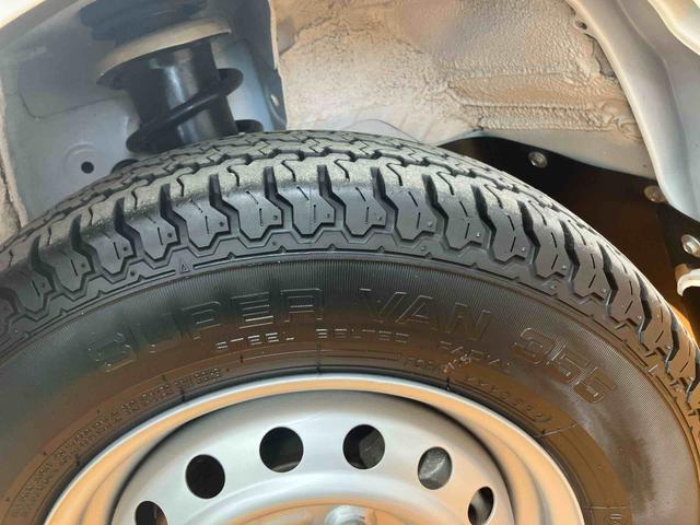 ハイゼットトラックハイルーフCDラジオチューナー AUX接続 フロントドライブレコーダー 荷台ゴムマット ゲートプロテクター ガードフレームプロテクター テールゲートチェーン キャビンバックプロテクター LED作業灯(千葉県)の中古車