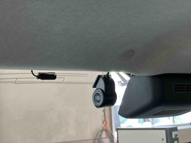 ムーヴキャンバスストライプスＧバックカメラ連動フルセグナビ　ＵＳＢ接続　ブルートゥース対応　フロント．リヤドライブレコーダー連動　ＥＴＣ　置きラクボックス　ホットカップホルダー　前席シートヒーター　電動パーキングブレーキ（千葉県）の中古車