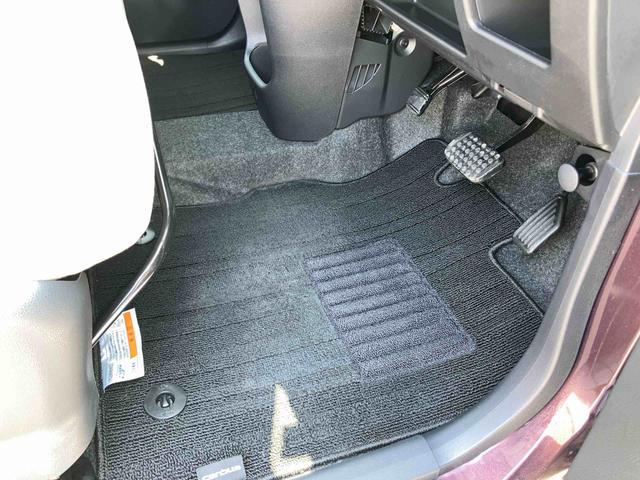 ムーヴキャンバスX SAII衝突被害軽減装置 オートライト オートエアコン キーフリーシステム ボタンスタート イモビライザー 盗難防止アラーム CDチューナーAM:FMラジオ/USB/AUX 足踏み式駐車ブレーキ 置き楽BOX(千葉県)の中古車