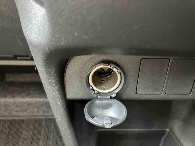 ムーヴキャンバスX SAII衝突被害軽減装置 オートライト オートエアコン キーフリーシステム ボタンスタート イモビライザー 盗難防止アラーム CDチューナーAM:FMラジオ/USB/AUX 足踏み式駐車ブレーキ 置き楽BOX(千葉県)の中古車