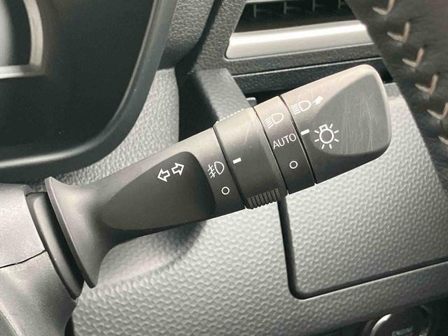 トールカスタムＧ９型ディスプレイオーディオ／ＴＶ／ＢＴ／ＵＳＢ　バックカメラ　全車速追従クルコン　ＬＥＤヘッドライト　オートライト　スマアシ　コーナーセンサー　電動駐車ブレーキ　キーフリー　革巻きステアリング　アルミ（千葉県）の中古車