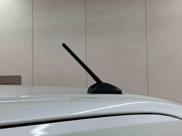 ムーヴキャンバスストライプスＧスマアシ　ダイハツ予防安全機能　置きラクボックス　ホットカップホルダー　オートブレーキホールド付き電動パーキング　前後コーナーセンサ　プッシュエンジンスタート　キーフリーシステム　アイドリングストップ（千葉県）の中古車