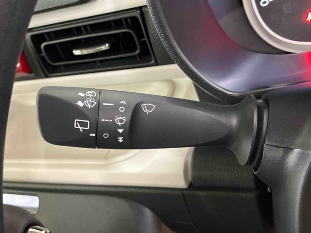 ムーヴキャンバスストライプスＧスマアシ　ダイハツ予防安全機能　置きラクボックス　ホットカップホルダー　オートブレーキホールド付き電動パーキング　前後コーナーセンサ　プッシュエンジンスタート　キーフリーシステム　アイドリングストップ（千葉県）の中古車