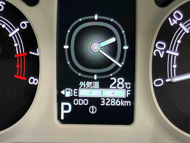 ムーヴキャンバスストライプスＧスマアシ　ダイハツ予防安全機能　置きラクボックス　ホットカップホルダー　オートブレーキホールド付き電動パーキング　前後コーナーセンサ　プッシュエンジンスタート　キーフリーシステム　アイドリングストップ（千葉県）の中古車