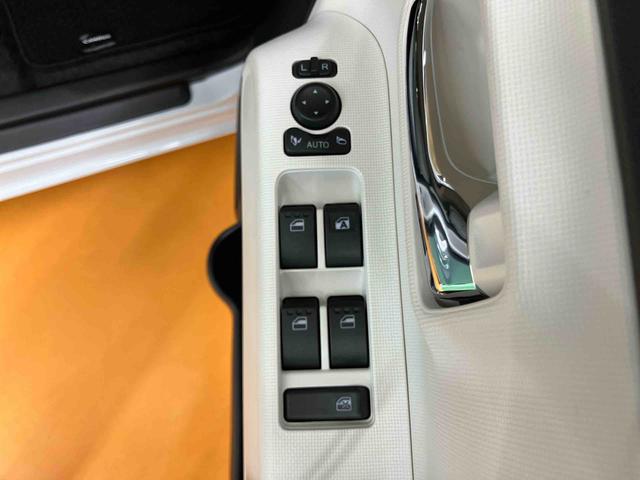 ムーヴキャンバスストライプスＧスマアシ　ダイハツ予防安全機能　置きラクボックス　ホットカップホルダー　オートブレーキホールド付き電動パーキング　前後コーナーセンサ　プッシュエンジンスタート　キーフリーシステム　アイドリングストップ（千葉県）の中古車