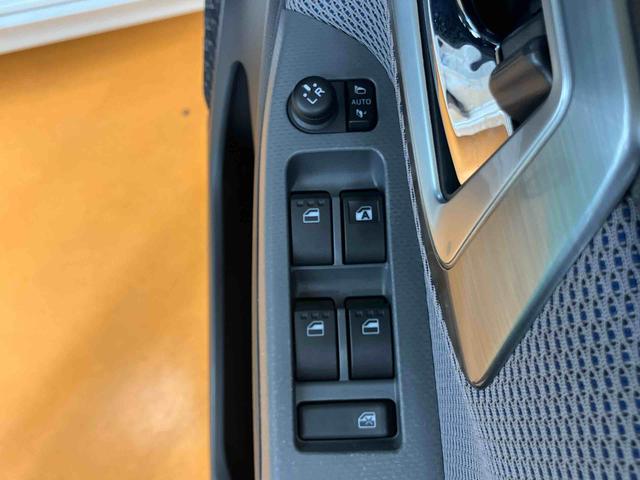 ムーヴカスタム　Ｘバックカメラ連動フルセグナビ　ＵＳＢ接続　ブルートゥース対応　ＴＶナビキット　ＥＴＣ　助手席シートアンダートレイ　助手席シートバックポケット＋ショッピングフック　シートベルトアンカーアジャスター（千葉県）の中古車