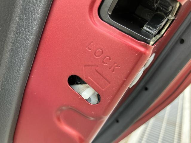 ミライースL SAIIICDチューナー:AM/FMラジオ デジタルメーター 衝突被害軽減装置 LEDヘッドランプ オートライト オートハイビーム コーナーセンサー 盗難防止警報 サイドレバー式駐車ブレーキ パワーウィンドウ(千葉県)の中古車
