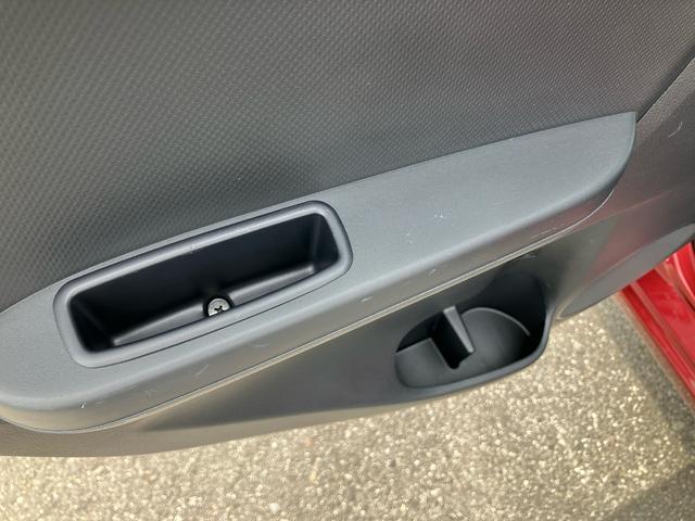 ミライースL SAIIICDチューナー:AM/FMラジオ デジタルメーター 衝突被害軽減装置 LEDヘッドランプ オートライト オートハイビーム コーナーセンサー 盗難防止警報 サイドレバー式駐車ブレーキ パワーウィンドウ(千葉県)の中古車