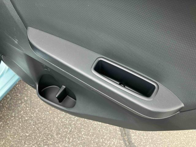 ミライースL SAIIICDチューナー:AM/FMラジオ AUX デジタルメーター 衝突被害軽減装置 オートライト オートハイビーム コーナーセンサー 盗難防止アラーム サイドレバー式駐車ブレーキ パワーウィンドウ キーレス(千葉県)の中古車