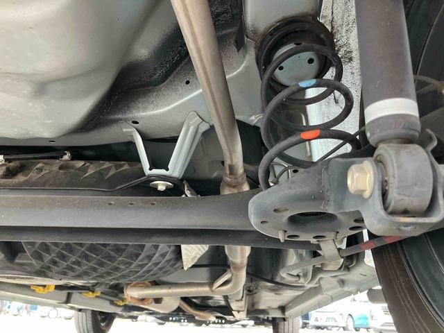 ミライースL SAIIICDチューナー:AM/FMラジオ AUX デジタルメーター 衝突被害軽減装置 オートライト オートハイビーム コーナーセンサー 盗難防止アラーム サイドレバー式駐車ブレーキ パワーウィンドウ キーレス(千葉県)の中古車