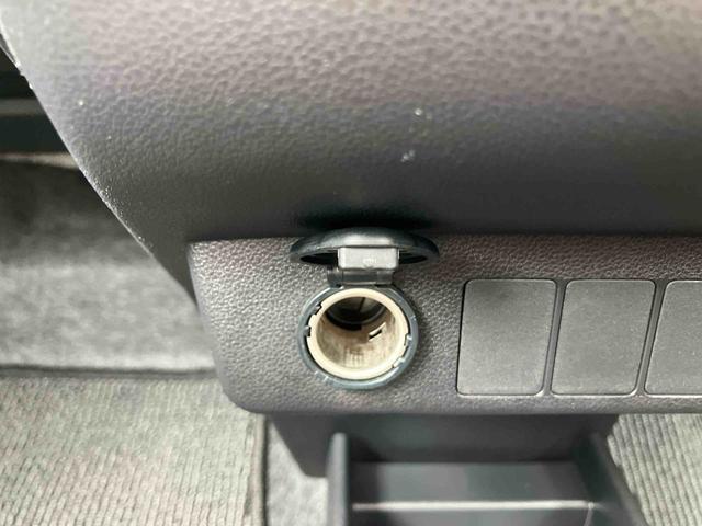 ミライースL SAIIICDチューナー:AM/FMラジオ AUX デジタルメーター 衝突被害軽減装置 オートライト オートハイビーム コーナーセンサー 盗難防止アラーム サイドレバー式駐車ブレーキ パワーウィンドウ キーレス(千葉県)の中古車