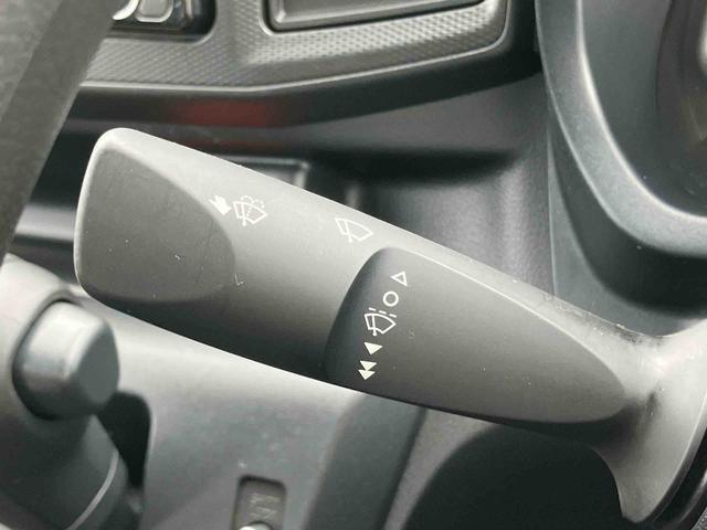 ミライースL SAIIICDチューナー:AM/FMラジオ AUX デジタルメーター 衝突被害軽減装置 オートライト オートハイビーム コーナーセンサー 盗難防止アラーム サイドレバー式駐車ブレーキ パワーウィンドウ キーレス(千葉県)の中古車