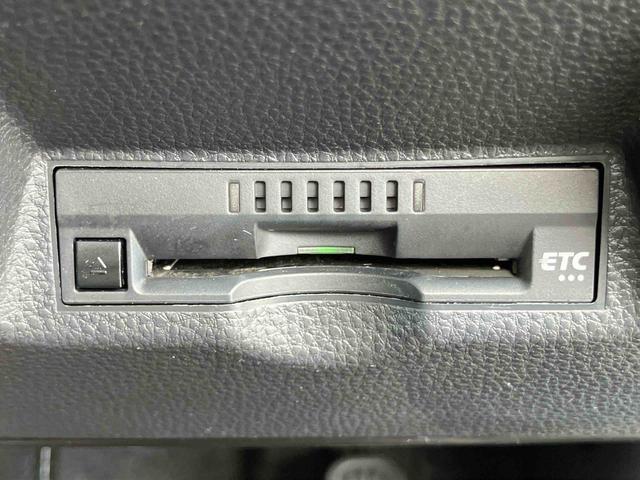 ヤリスクロスハイブリッドＺハイブリッド　８型ナビ／ＴＶ／ＵＳＢ／ＢＴ　バックカメラ　ＥＴＣ　全車速追従クルコン　運転席パワーシート　電動リヤゲート　ＡＣ１００Ｖ電源　ＬＥＤヘッドライト　オートライト　革巻ステアリング　ステリモ（千葉県）の中古車