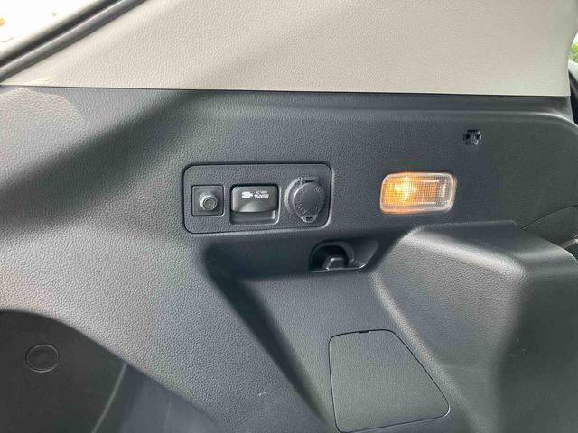ヤリスクロスハイブリッドＺハイブリッド　８型ナビ／ＴＶ／ＵＳＢ／ＢＴ　バックカメラ　ＥＴＣ　全車速追従クルコン　運転席パワーシート　電動リヤゲート　ＡＣ１００Ｖ電源　ＬＥＤヘッドライト　オートライト　革巻ステアリング　ステリモ（千葉県）の中古車