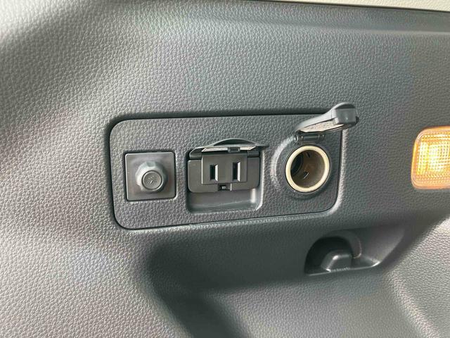 ヤリスクロスハイブリッドＺハイブリッド　８型ナビ／ＴＶ／ＵＳＢ／ＢＴ　バックカメラ　ＥＴＣ　全車速追従クルコン　運転席パワーシート　電動リヤゲート　ＡＣ１００Ｖ電源　ＬＥＤヘッドライト　オートライト　革巻ステアリング　ステリモ（千葉県）の中古車