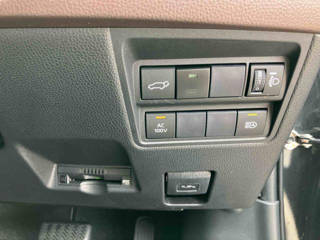 ヤリスクロスハイブリッドＺハイブリッド　８型ナビ／ＴＶ／ＵＳＢ／ＢＴ　バックカメラ　ＥＴＣ　全車速追従クルコン　運転席パワーシート　電動リヤゲート　ＡＣ１００Ｖ電源　ＬＥＤヘッドライト　オートライト　革巻ステアリング　ステリモ（千葉県）の中古車