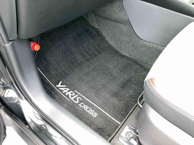 ヤリスクロスハイブリッドＺハイブリッド　８型ナビ／ＴＶ／ＵＳＢ／ＢＴ　バックカメラ　ＥＴＣ　全車速追従クルコン　運転席パワーシート　電動リヤゲート　ＡＣ１００Ｖ電源　ＬＥＤヘッドライト　オートライト　革巻ステアリング　ステリモ（千葉県）の中古車