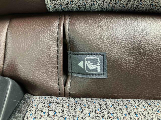 ヤリスクロスハイブリッドＺハイブリッド　８型ナビ／ＴＶ／ＵＳＢ／ＢＴ　バックカメラ　ＥＴＣ　全車速追従クルコン　運転席パワーシート　電動リヤゲート　ＡＣ１００Ｖ電源　ＬＥＤヘッドライト　オートライト　革巻ステアリング　ステリモ（千葉県）の中古車