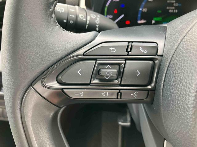 ヤリスクロスハイブリッドＺハイブリッド　８型ナビ／ＴＶ／ＵＳＢ／ＢＴ　バックカメラ　ＥＴＣ　全車速追従クルコン　運転席パワーシート　電動リヤゲート　ＡＣ１００Ｖ電源　ＬＥＤヘッドライト　オートライト　革巻ステアリング　ステリモ（千葉県）の中古車