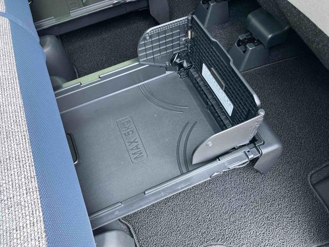 ムーヴキャンバスストライプスGパノラマカメラ連動フルセグナビ USB接続 ブルートゥース対応 フロント.リヤドライブレコーダー連動 置きラクボックス ホットカップホルダー 前席シートヒーター 電動パーキングブレーキ 両側パワスラ(千葉県)の中古車