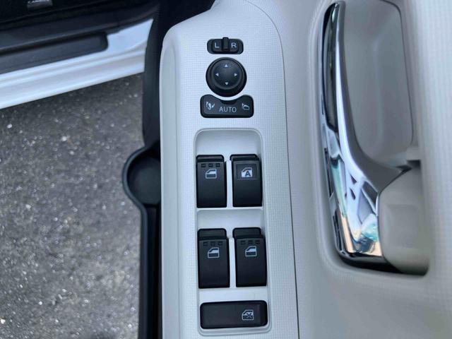 ムーヴキャンバスストライプスGパノラマカメラ連動フルセグナビ USB接続 ブルートゥース対応 フロント.リヤドライブレコーダー連動 置きラクボックス ホットカップホルダー 前席シートヒーター 電動パーキングブレーキ 両側パワスラ(千葉県)の中古車