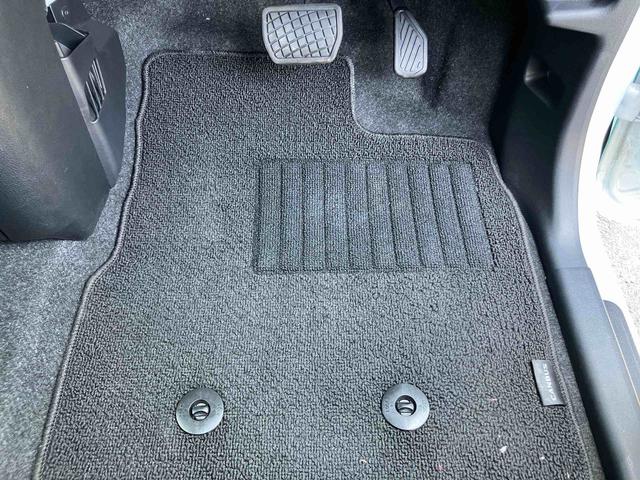 ムーヴキャンバスストライプスGパノラマカメラ連動フルセグナビ USB接続 ブルートゥース対応 フロント.リヤドライブレコーダー連動 置きラクボックス ホットカップホルダー 前席シートヒーター 電動パーキングブレーキ 両側パワスラ(千葉県)の中古車