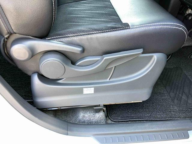 タントカスタムＲＳ　トップエディションＳＡIIターボ　ナビ／ワンセグ／ＵＳＢ／ＣＤ　バックカメラ　トップシェイドガラス　ＬＥＤヘッドライト　オートライト　衝突軽減装置　両側電動スライド　革巻ステアリング　キーフリー　イモビライザー　盗難防止警報（千葉県）の中古車