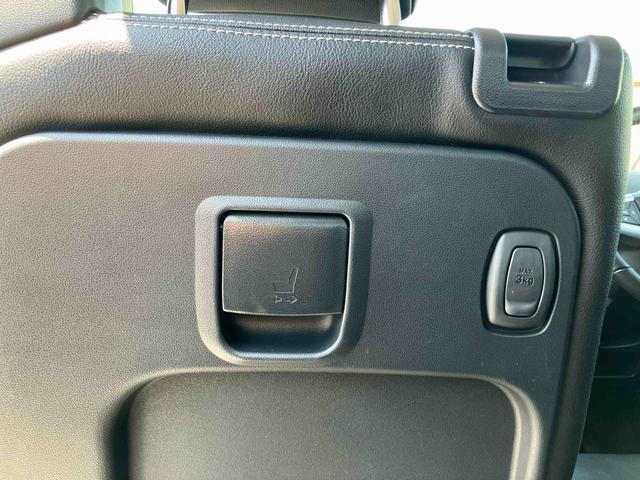 タントカスタムＲＳ　トップエディションＳＡIIターボ　ナビ／ワンセグ／ＵＳＢ／ＣＤ　バックカメラ　トップシェイドガラス　ＬＥＤヘッドライト　オートライト　衝突軽減装置　両側電動スライド　革巻ステアリング　キーフリー　イモビライザー　盗難防止警報（千葉県）の中古車