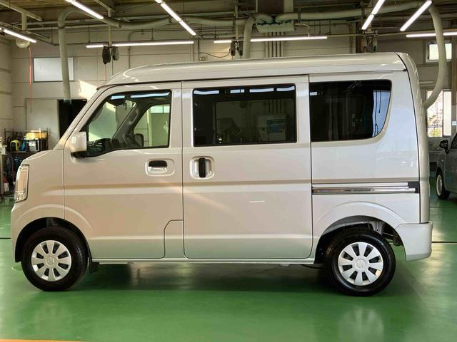 エブリイPCETC LEDヘッドライト オートライト 運転席シートヒーター 電動格納ドアミラー オーバーヘッドシェルフ キーレスエントリー アイドリングストップ 衝突軽減装置 横滑り防止装置 マニュアルエアコン(千葉県)の中古車