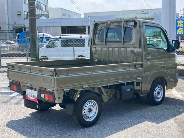 ハイゼットトラックエクストラスマアシ ダイハツ予防安全機能 3モード選択電子制御式4WD リヤ4枚リーフスプリング テールゲートチェーン LED作業灯 荷台ゴムマット プッシュエンジンスタート アイドリングストップ(千葉県)の中古車