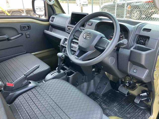 ハイゼットトラックエクストラスマアシ ダイハツ予防安全機能 3モード選択電子制御式4WD リヤ4枚リーフスプリング テールゲートチェーン LED作業灯 荷台ゴムマット プッシュエンジンスタート アイドリングストップ(千葉県)の中古車