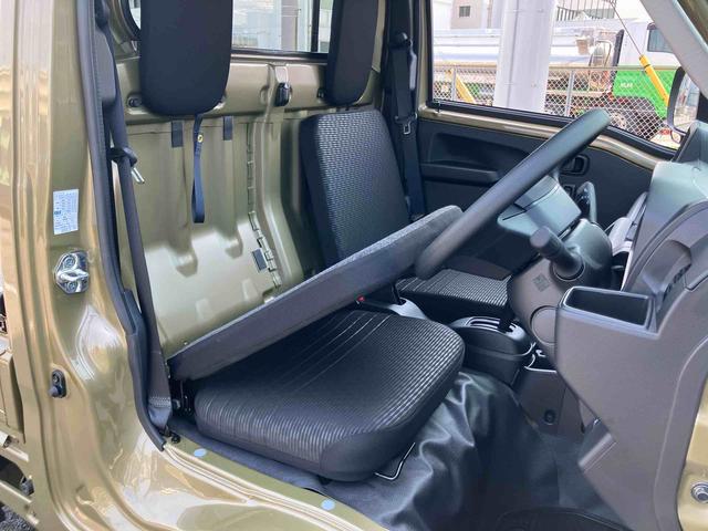 ハイゼットトラックエクストラスマアシ ダイハツ予防安全機能 3モード選択電子制御式4WD リヤ4枚リーフスプリング テールゲートチェーン LED作業灯 荷台ゴムマット プッシュエンジンスタート アイドリングストップ(千葉県)の中古車