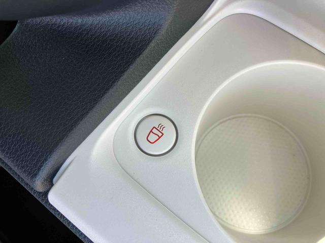 ムーヴキャンバスストライプスＧバックカメラ　ホッとカップホルダー　置き楽ボックス　ＬＥＤヘッドライト　オートライト　ＡＨＢ　衝突被害軽減装置　前後コーナーセンサー　両側電動スライドドア　シートヒーター　電動駐車ブレーキ　キーフリー（千葉県）の中古車