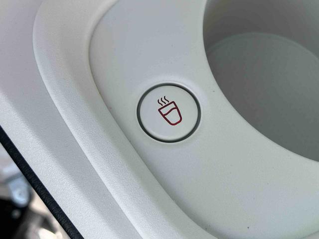 ムーヴキャンバスストライプスＧバックカメラ　ホッとカップホルダー　置き楽ボックス　ＬＥＤヘッドライト　オートライト　ＡＨＢ　衝突被害軽減装置　前後コーナーセンサー　両側電動スライドドア　シートヒーター　電動駐車ブレーキ　キーフリー（千葉県）の中古車